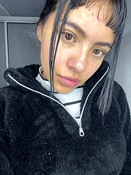 Snapshot of Young_candy_ chatting on 11/30/25, 09:08 Young candy online show from 11/30/25, 09:08