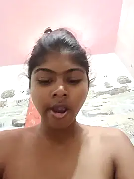 Snapshot of Cute_diya023 chatting on 03/02/26, 04:03 Cute diya023 online show from 03/02/26, 04:03