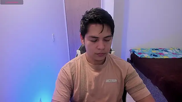 Asta YunoXXX online show from 04/17/26, 12:35