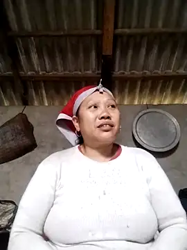 Snapshot of LeoPet2x chatting on 02/06/26, 03:33 LeoPet2x online show from 02/06/26, 03:33