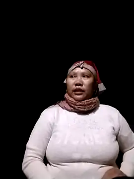 Snapshot of LeoPet2x chatting on 02/11/26, 01:49 LeoPet2x online show from 02/11/26, 01:49