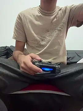 Davisuarez online show from 02/28/26, 04:19