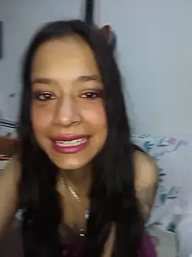 Emma Everett online show from 12/05/25, 12:14