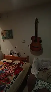 Emma Everett online show from 12/20/25, 12:45