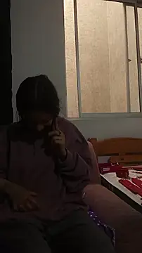 Emma Everett online show from 01/14/26, 01:17