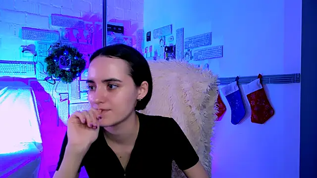 KateWillows online show from 01/12/26, 04:29