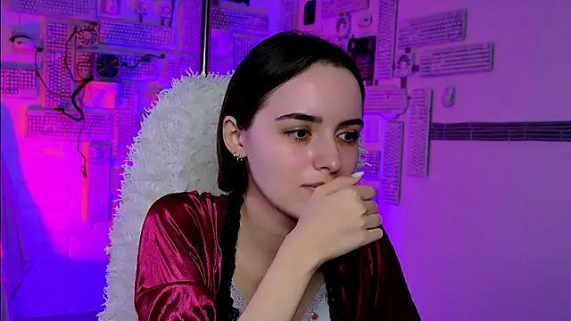 KateWillows online show from 03/27/26, 04:40