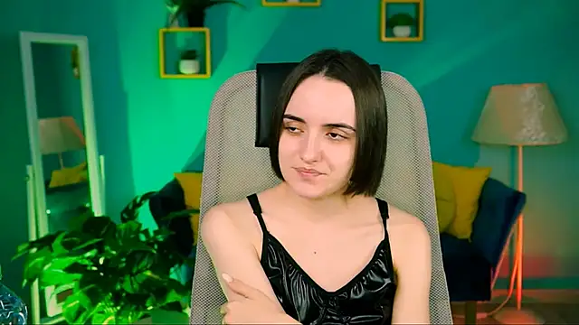 KateWillows online show from 04/06/26, 04:21