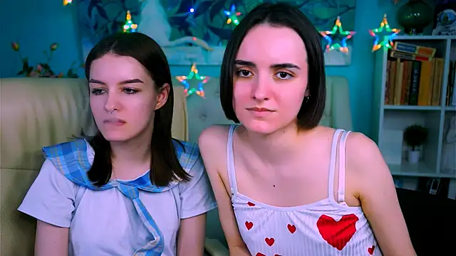 KateWillows online show from 04/11/26, 07:45