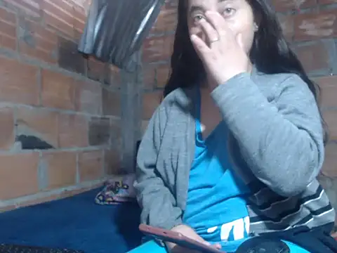 sammyyblondee online show from 11/28/25, 02:42