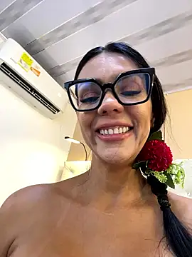 SofhiaTaylor online show from 01/12/26, 10:26