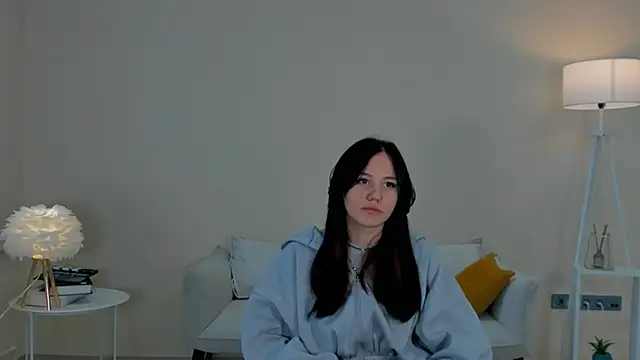 Snapshot of MyrtieSerisky chatting on 12/01/25, 09:14 MyrtieSerisky online show from 12/01/25, 09:14