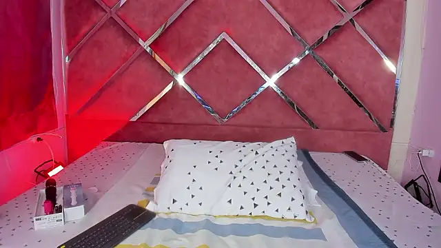 MeganDangelo online show from 02/03/26, 07:41