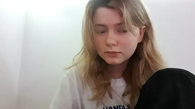 AlanaPostell online show from 12/05/25, 12:47