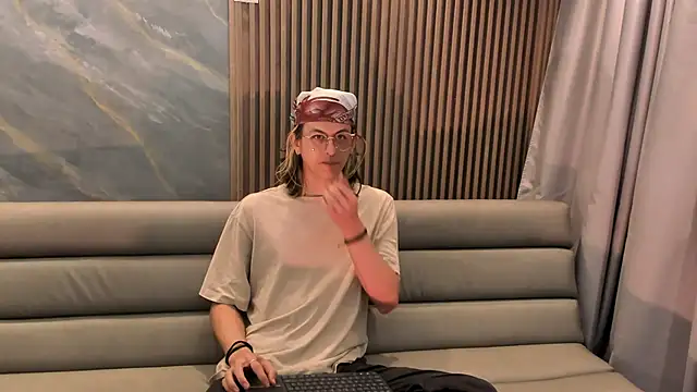 Lior Evan online show from 12/01/25, 11:37