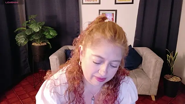 MilfArlet online show from 01/14/26, 01:28