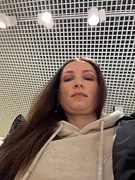 ZaraHill online show from 12/03/25, 03:58