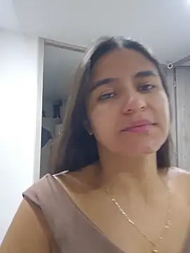 Lu Alzafirah online show from 12/14/25, 01:27