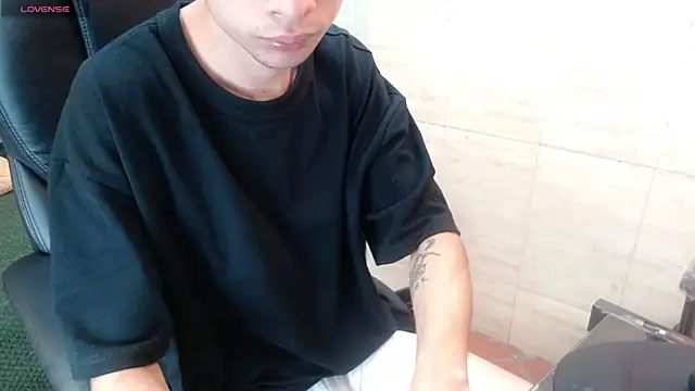 LucassSmith11 online show from 01/15/26, 11:59