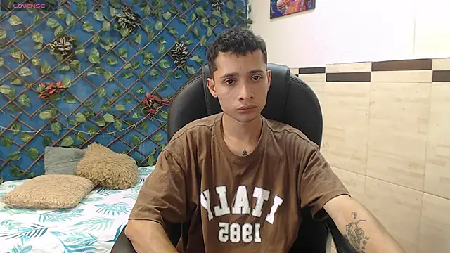 LucassSmith11 online show from 03/31/26, 07:14