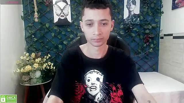 Snapshot of LucassSmith11 chatting on 07/22/26, 04:04 LucassSmith11 online show from 07/22/26, 04:04