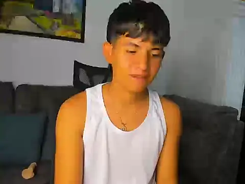 Mikke18 online show from 12/02/25, 08:48