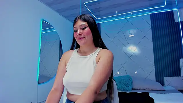 AngieG02  online show from 01/10/26, 02:57