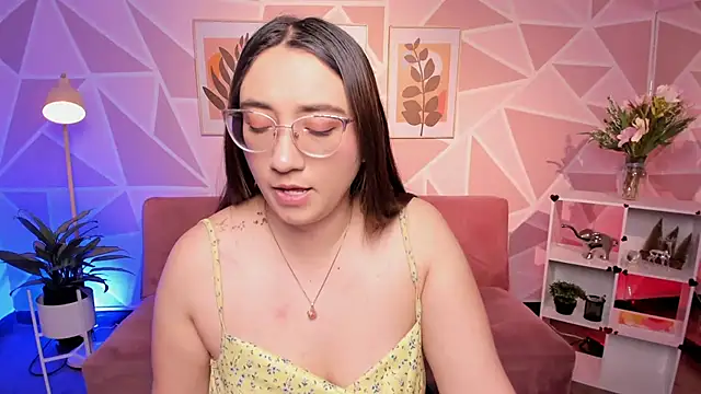 SwettieSammy online show from 07/15/26, 12:21
