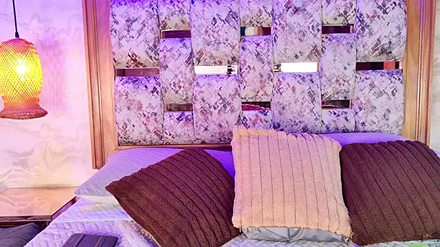 emily dempsey online show from 02/09/26, 07:07