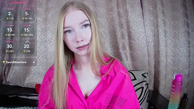 Rysella online show from 12/16/25, 12:43