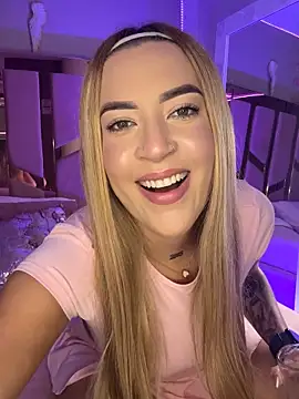 Snapshot of AlyonaWester_ chatting on 02/24/26, 09:46 AlyonaWester online show from 02/24/26, 09:46