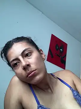 laia williamss online show from 12/18/25, 02:01