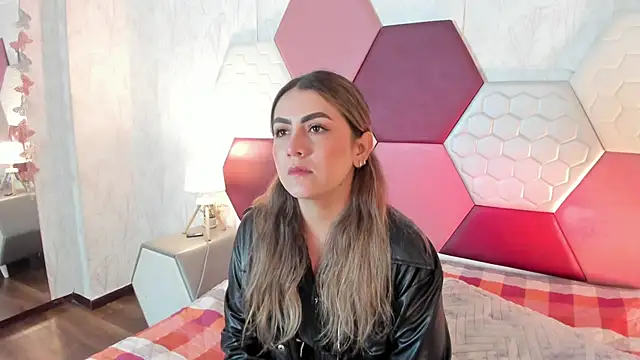 AriaRous online show from 02/09/26, 08:13