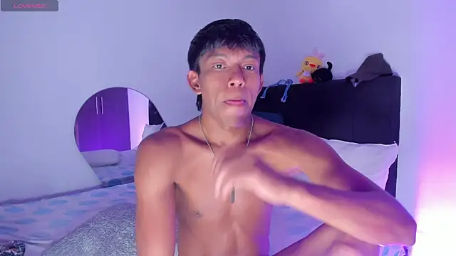 santinaughty online show from 04/06/26, 04:46