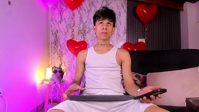 Jake beach  online show from 02/15/26, 04:14