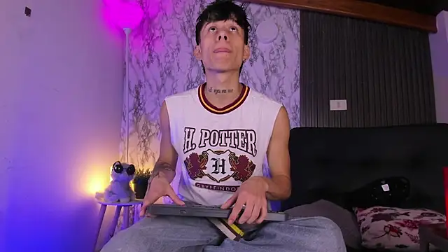 Jake beach  online show from 02/22/26, 04:57