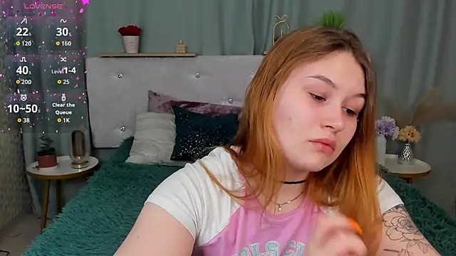 MilanaXHoney online show from 02/21/26, 12:55