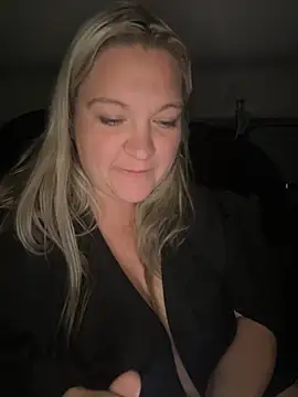 BustyGoddess6969 online show from 12/02/25, 03:56