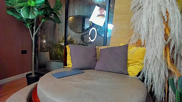 isaac grimm online show from 12/01/25, 04:17