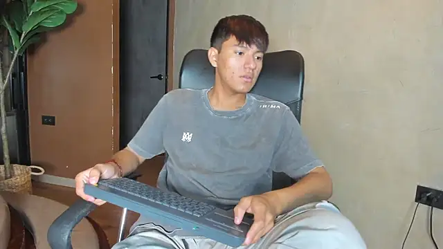 isaac grimm online show from 02/06/26, 03:22