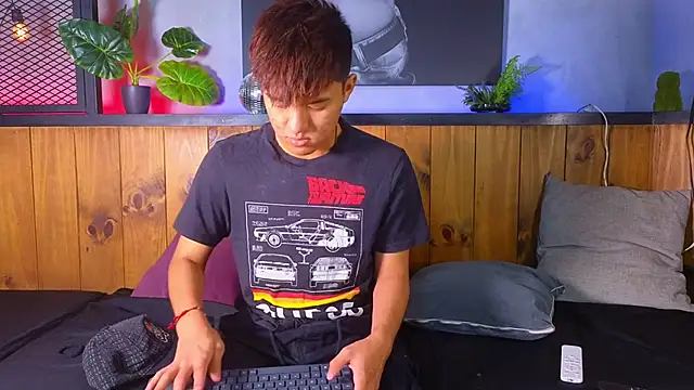 isaac grimm online show from 03/19/26, 03:32