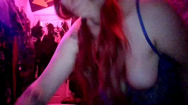 spunfoxxx online show from 12/18/25, 07:42