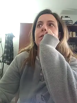 Sareyxon online show from 12/04/25, 08:23