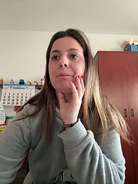 Sareyxon online show from 02/18/26, 07:26