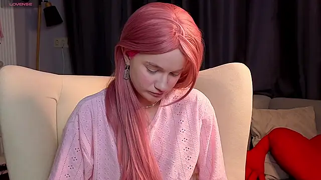 Kitty smalltits online show from 01/15/26, 04:17