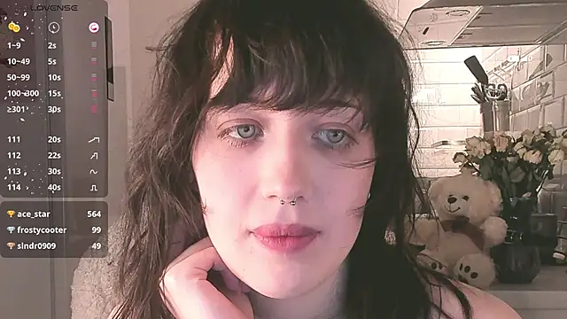 MePretty online show from 12/19/24, 02:01