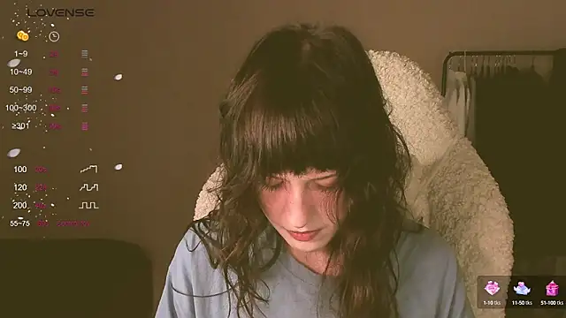 MePretty online show from 09/15/25, 04:07