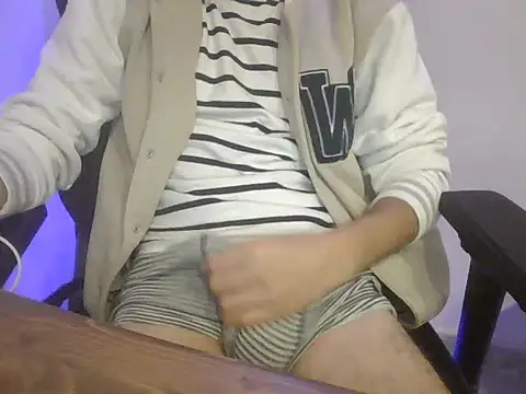 dark blue90 online show from 12/02/25, 11:04