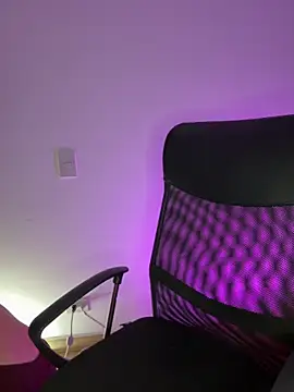 Julieta-8 online show from 11/30/25, 12:58