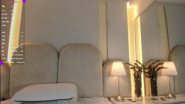 Snapshot of Alicia_Monroe_ chatting on 06/27/26, 11:59 Alicia Monroe online show from 06/27/26, 11:59